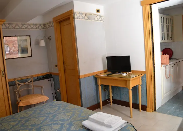 Studio Apartment